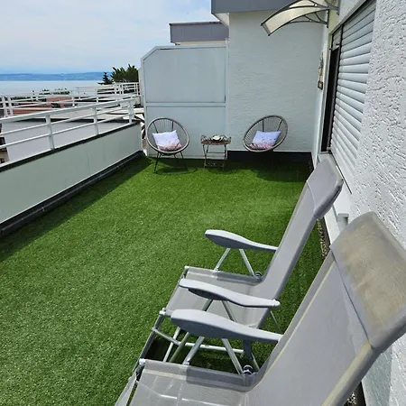 Lakeview Penthouse